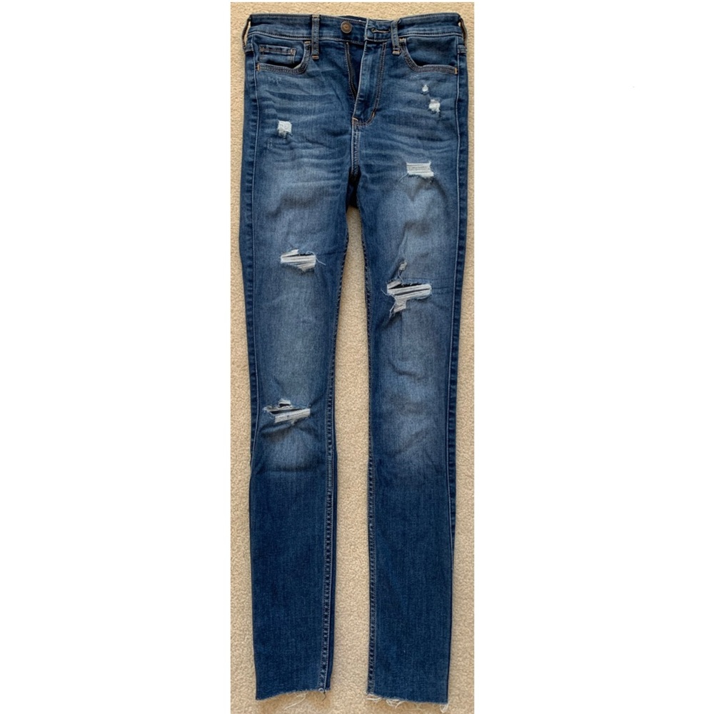 Ripped Hollister Dark/Medium Wash Skinny Jeans